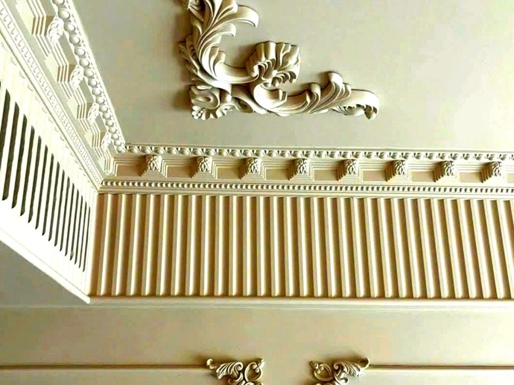 Luxury Victorian Gypsum Ceiling Design